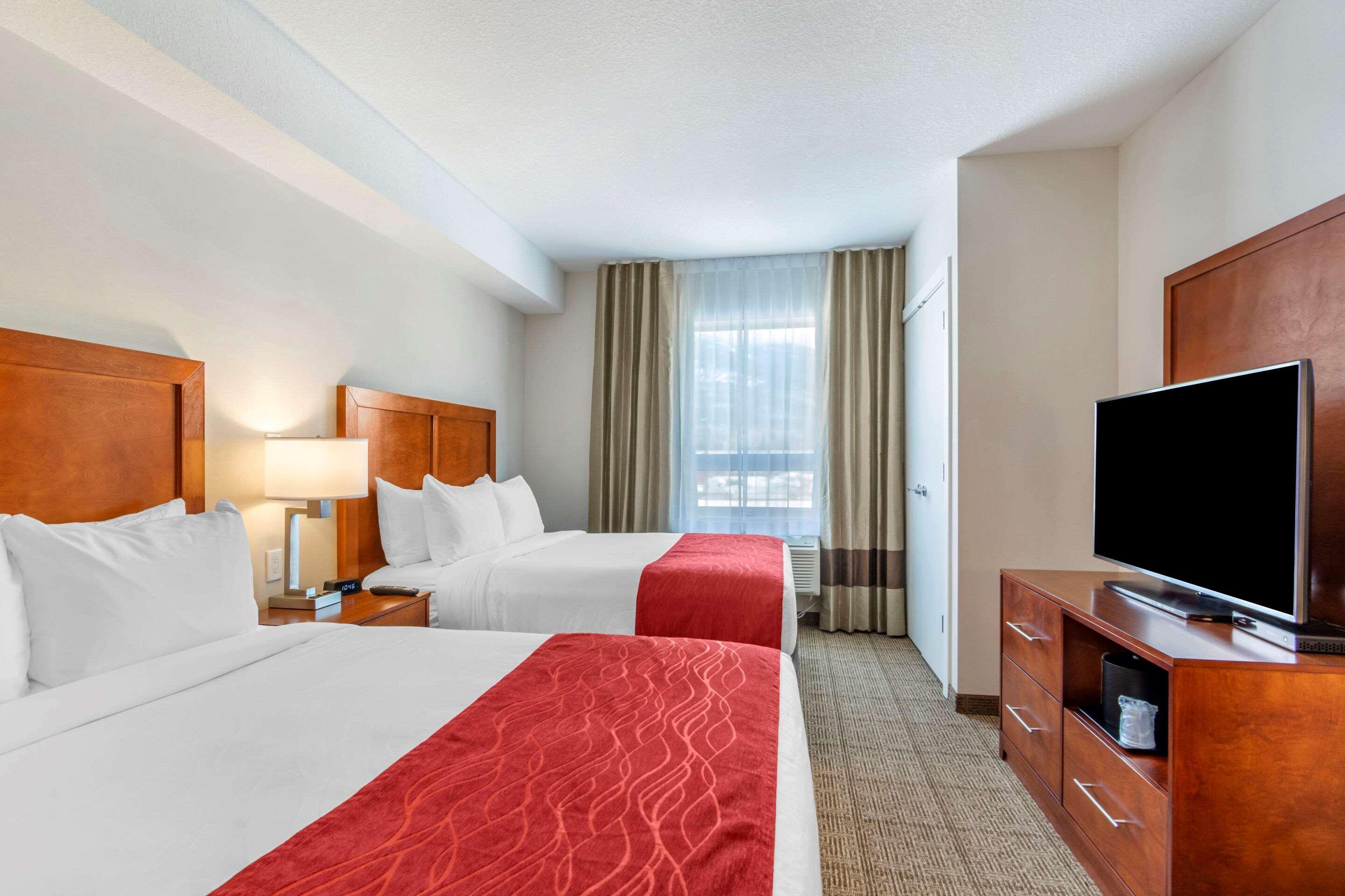 Comfort Inn & Suites Valemount Eksteriør billede