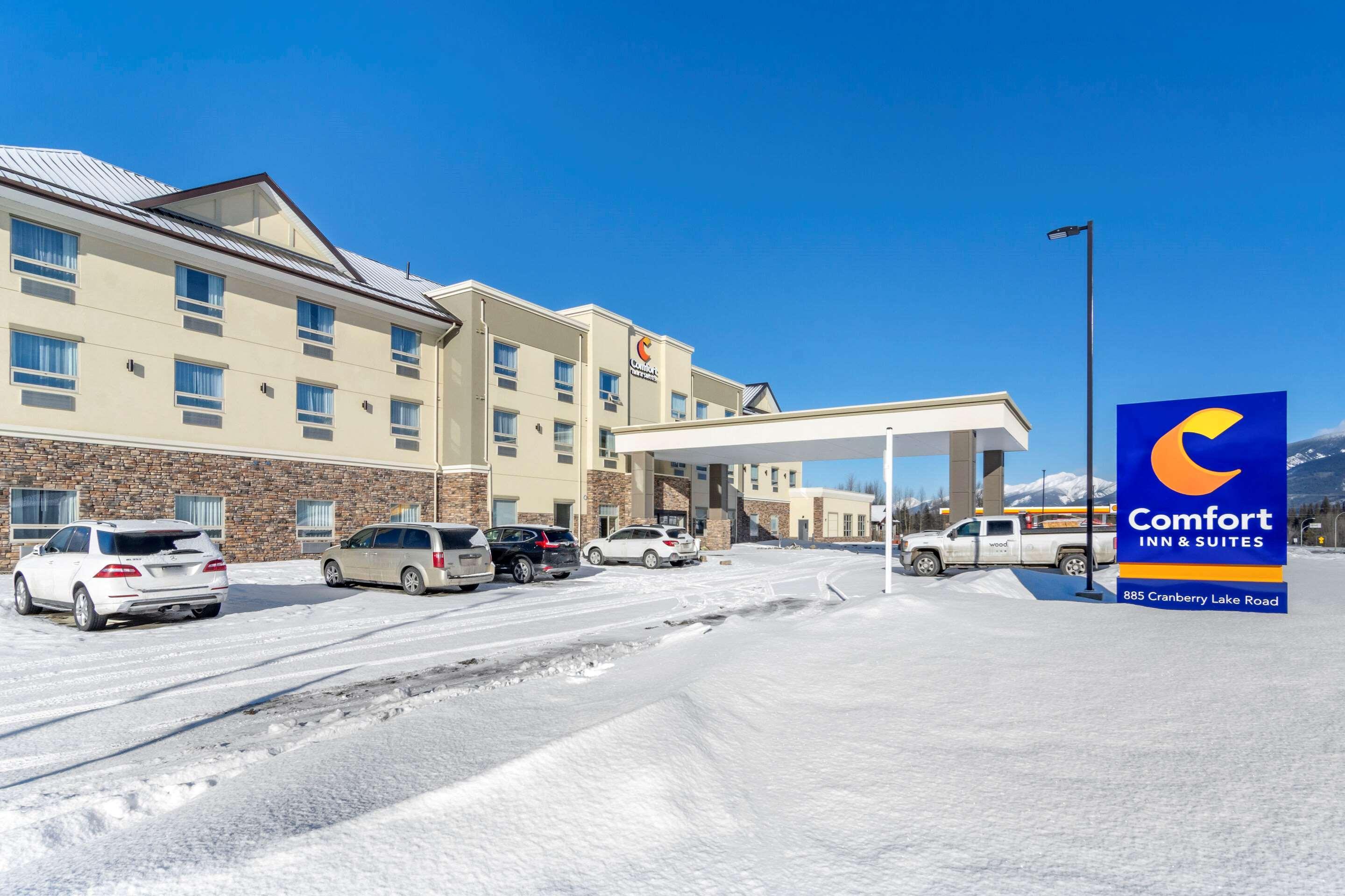 Comfort Inn & Suites Valemount Eksteriør billede