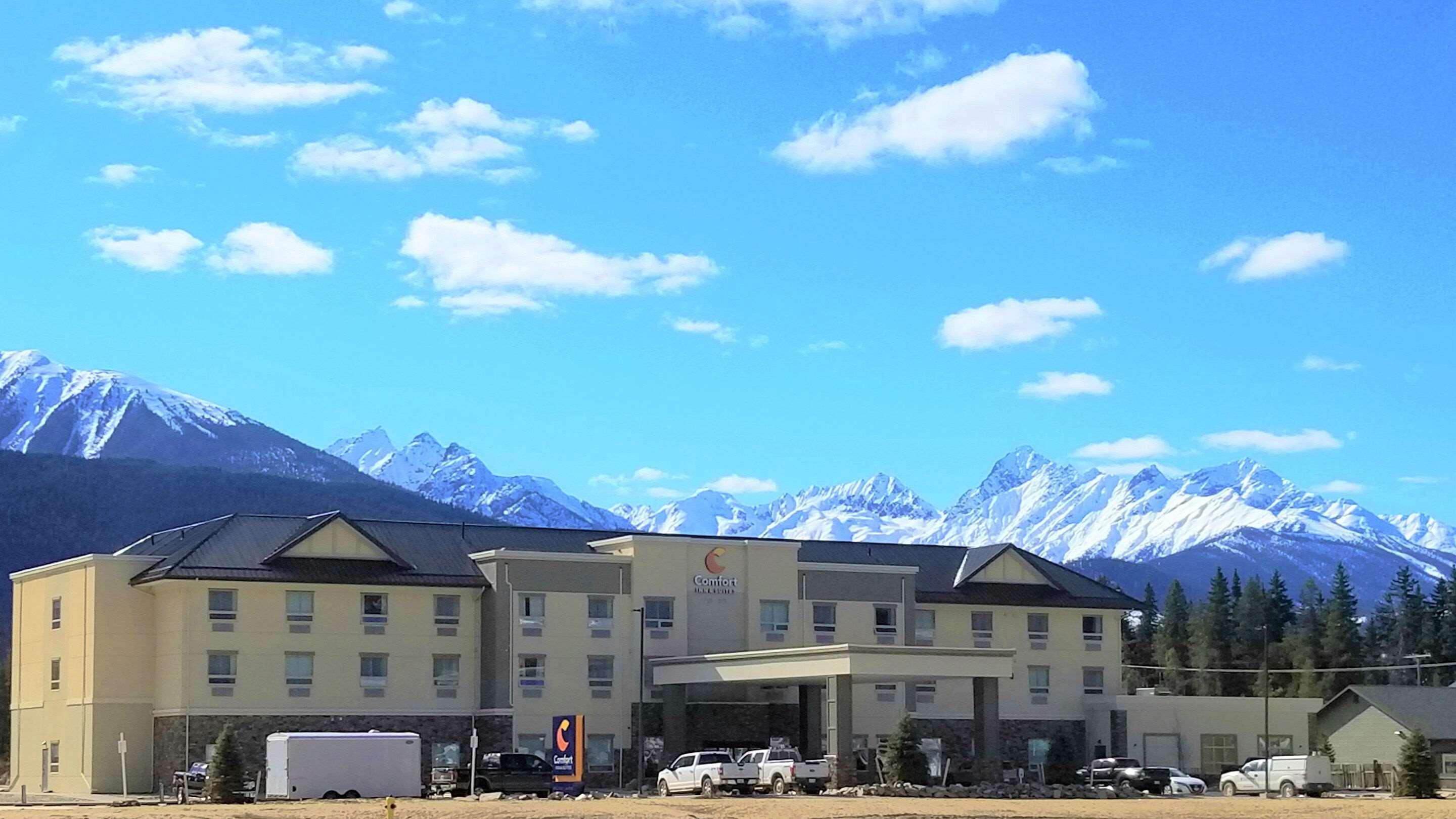 Comfort Inn & Suites Valemount Eksteriør billede